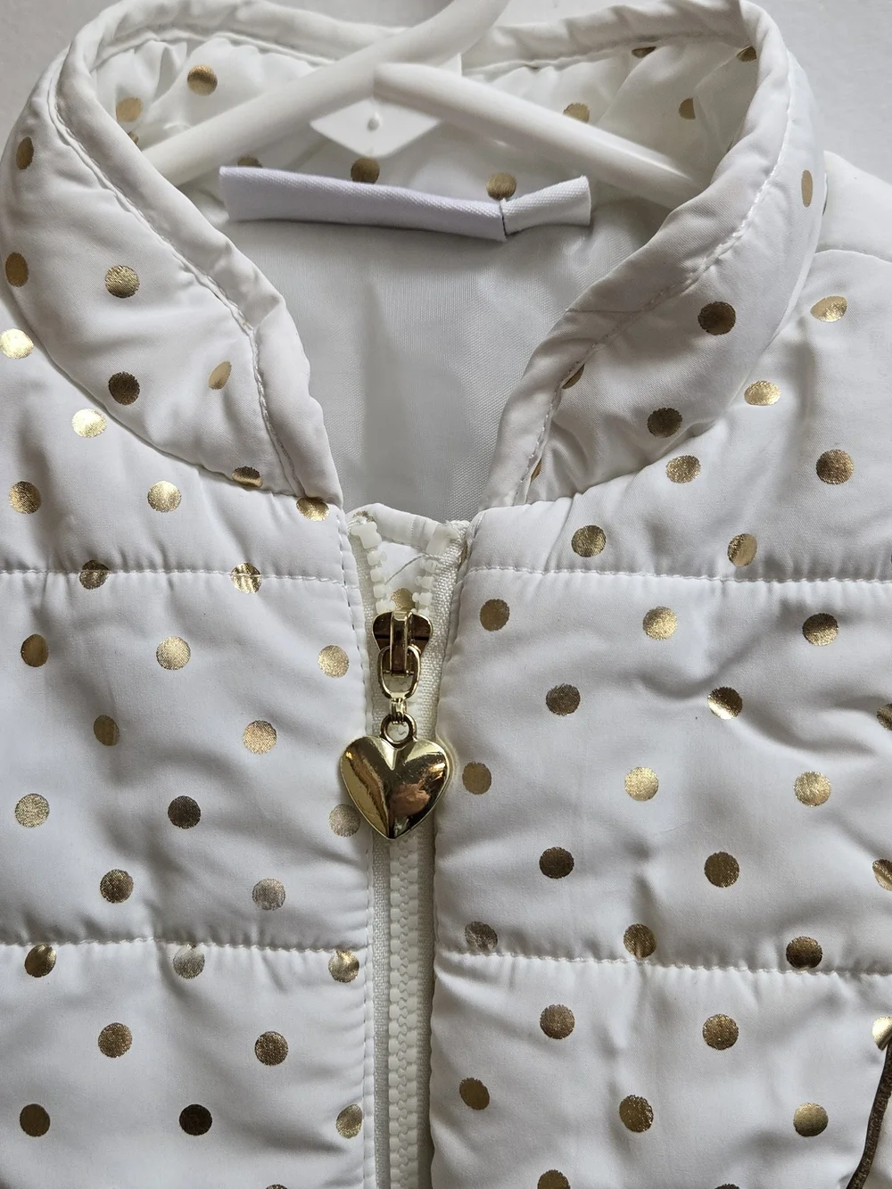 Adorable - Kids Headquarters White Puffer Vest with Gold Polka Dots - Sz- 4T